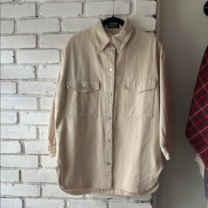 100% cotton Oversized Button-Front Shirt Jacket in Cream women’s shacket